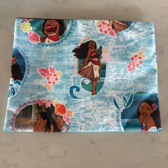 Disney Moana Lesportsac Purse and Pouch - Picture 9 of 14